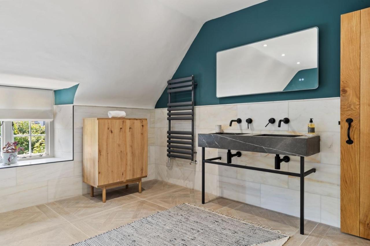 Teacher'S Cottage Оксвіч Екстер'єр фото