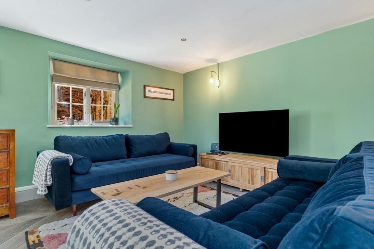 Teacher'S Cottage Оксвіч Екстер'єр фото